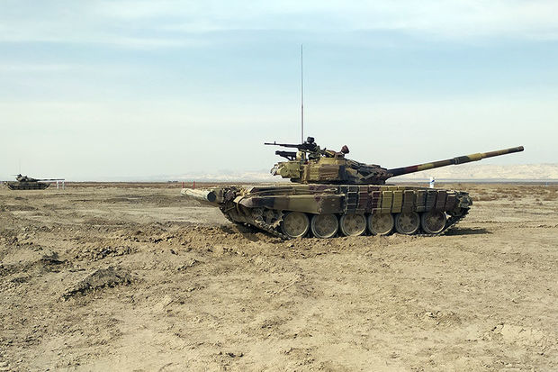 Azərbaycan Ordusunun tank bölmələrinin döyüş hazırlığı yoxlanılıb - FOTO/VİDEO
