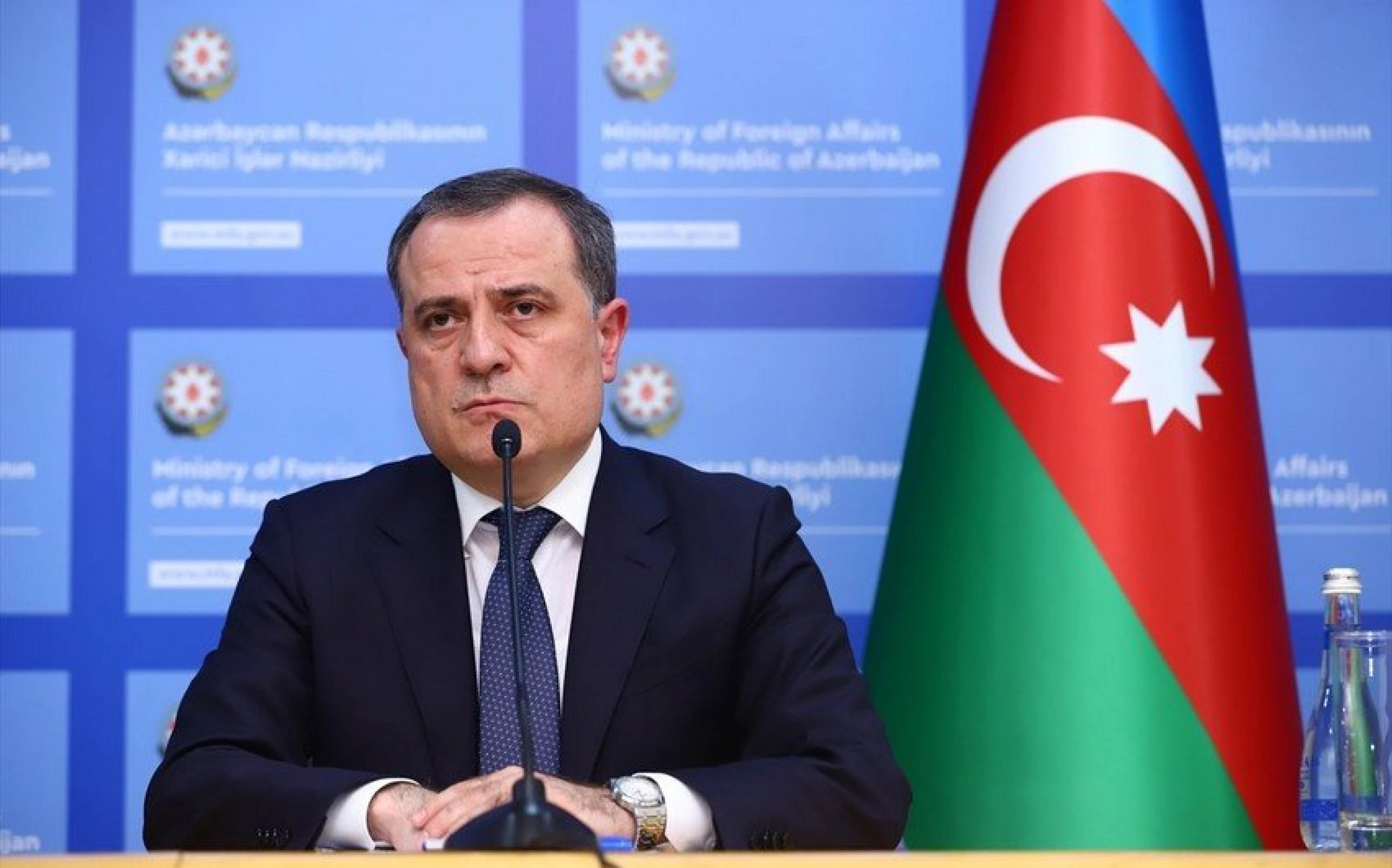 Ceyhun Bayramov Qətərə işgüzar səfərə yola düşüb