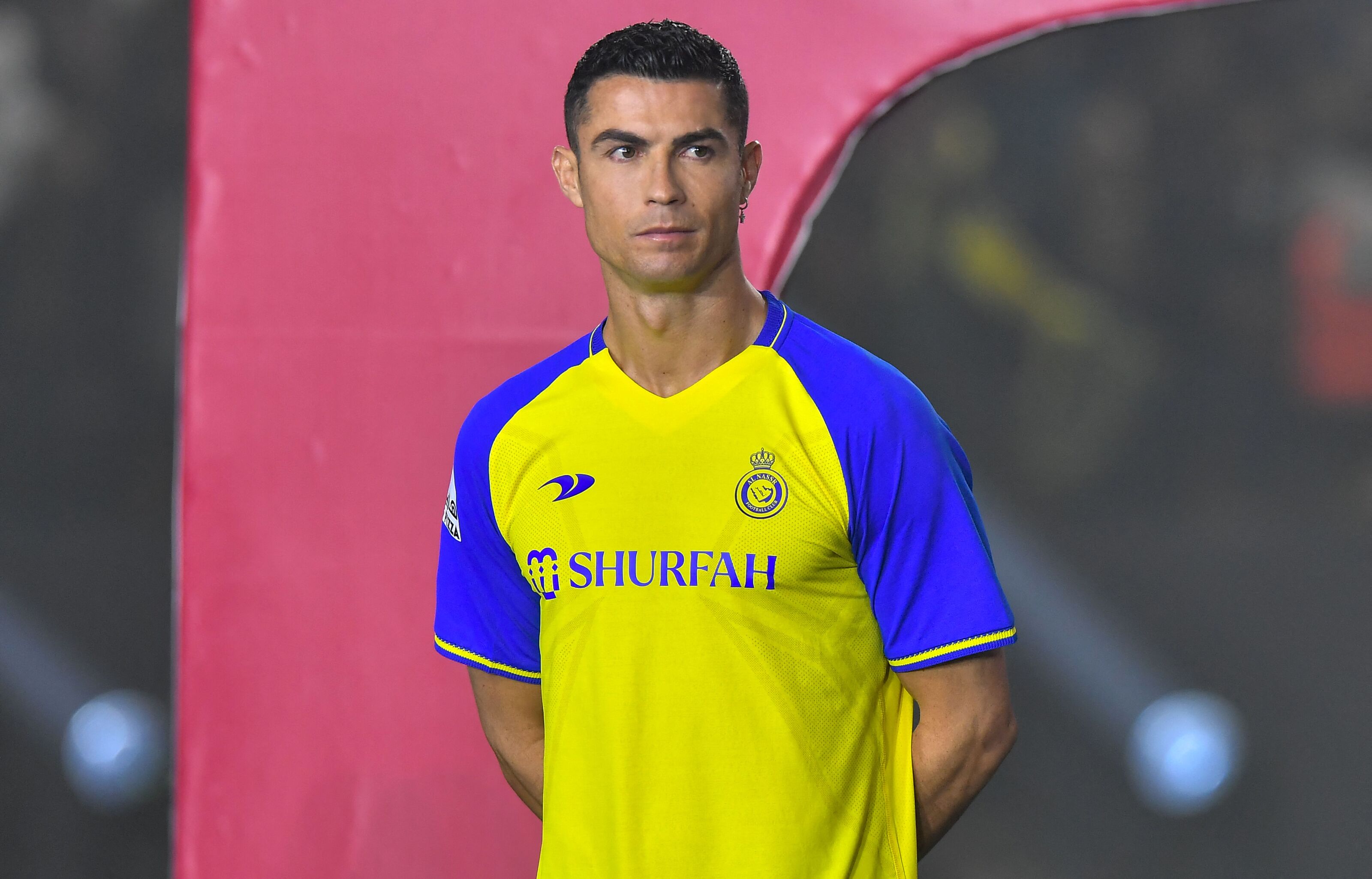 Zəlzələ fəlakətinə görə tənqid edilən Ronaldo Türkiyəyə yardım göndərdi