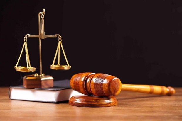 Azərbaycanda kişi arvadını döyən qardaşı qızının başını daşla yardı
