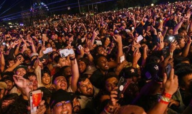 Yüzlərlə insanın qatıldığı konsertdə ara qarışdı: ölən və yaralananlar var