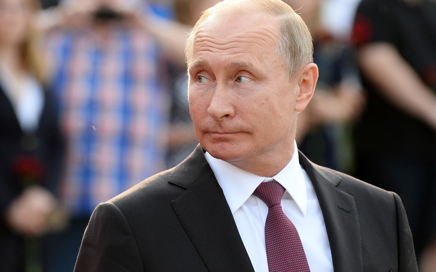 Putin Mariupola səfərindən danışıb: "Kəməri bağlamadım ki, nəsə olsa avtomobildən tez düşə bilim"