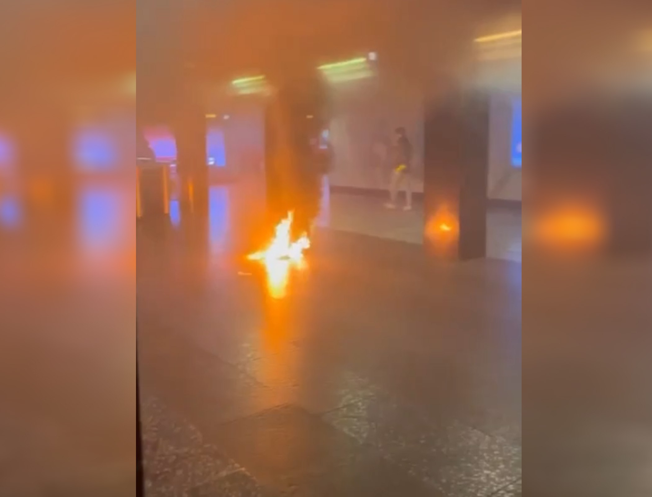 Bakı metrosunda həyəcanlı anlar - ANBAAN VİDEO