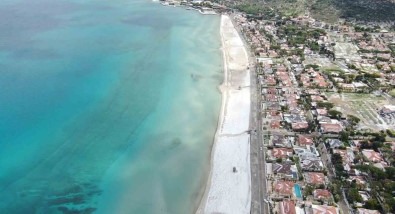 İzmir bahar fəslində ağ örpəyə büründü - FOTO/VİDEO