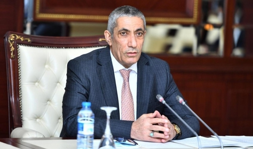 "İran ziyarətgah adıyla gənclərimizi yoldan çıxarır" - Siyavuş Novruzov - VİDEO