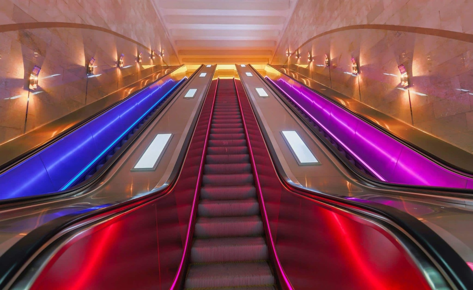 Bakıda inşa olunan metrostansiyadan görüntülər - Yeni stansiya harada açılacaq? - VİDEO