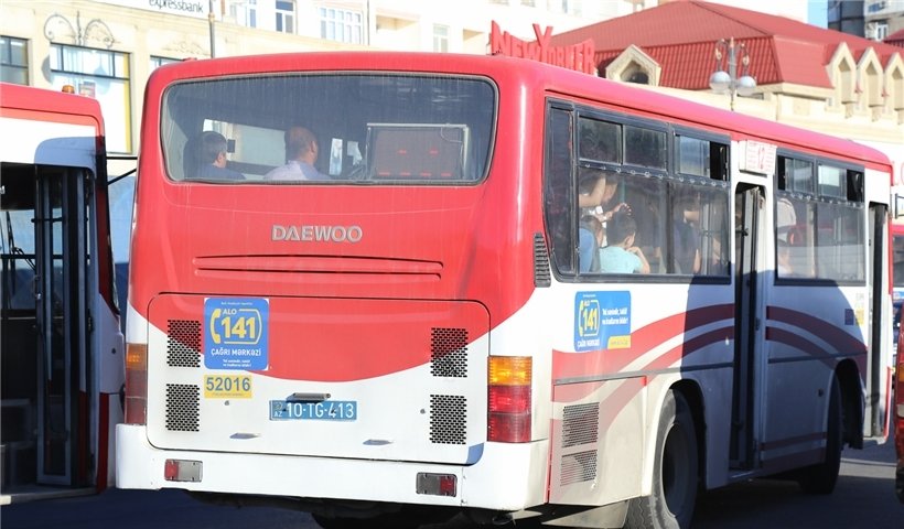 Azərbaycanda avtobus 31 yaşlı qadını vuraraq öldürdü
