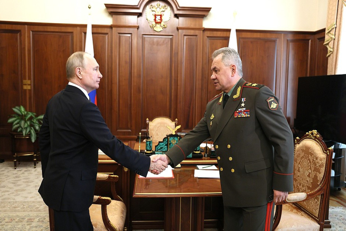 Putin Şoyqu ilə görüşdü