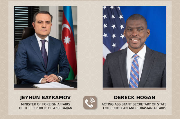 Ceyhun Bayramov ABŞ dövlət katibinin köməkçisi ilə telefonla danışıb