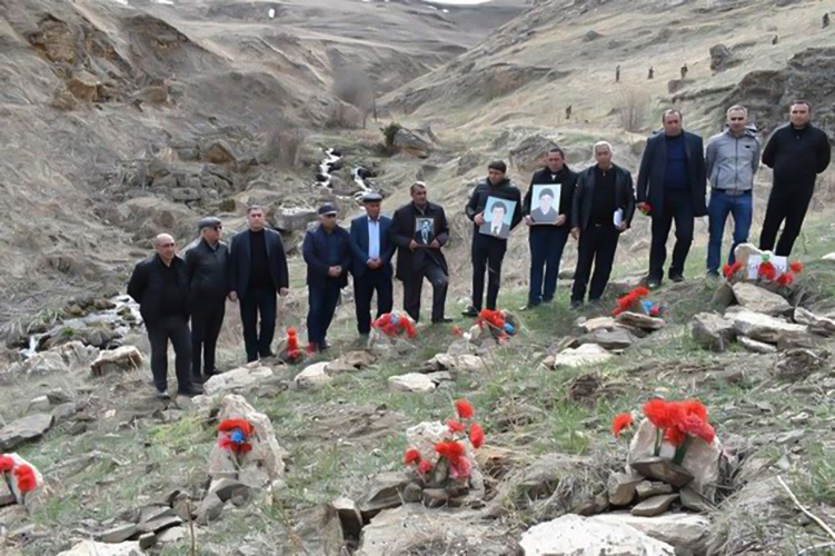 Hərbi Prokurorluq: “Kütləvi məzarlıqlarla bağlı istintaq-əməliyyat tədbirləri davam etdirilir”