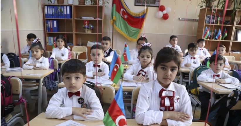 Nazirlik nümayəndəsi: “5 yaşlı uşaq I sinfə gedə bilməz”