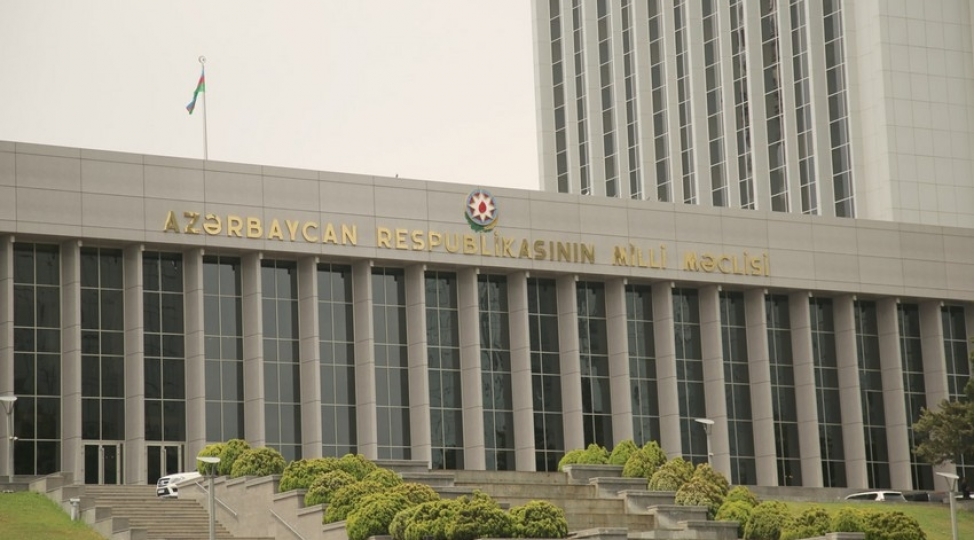 Milli Məclisin komitə iclasında deputatlar təhsil sahəsini tənqid ediblər