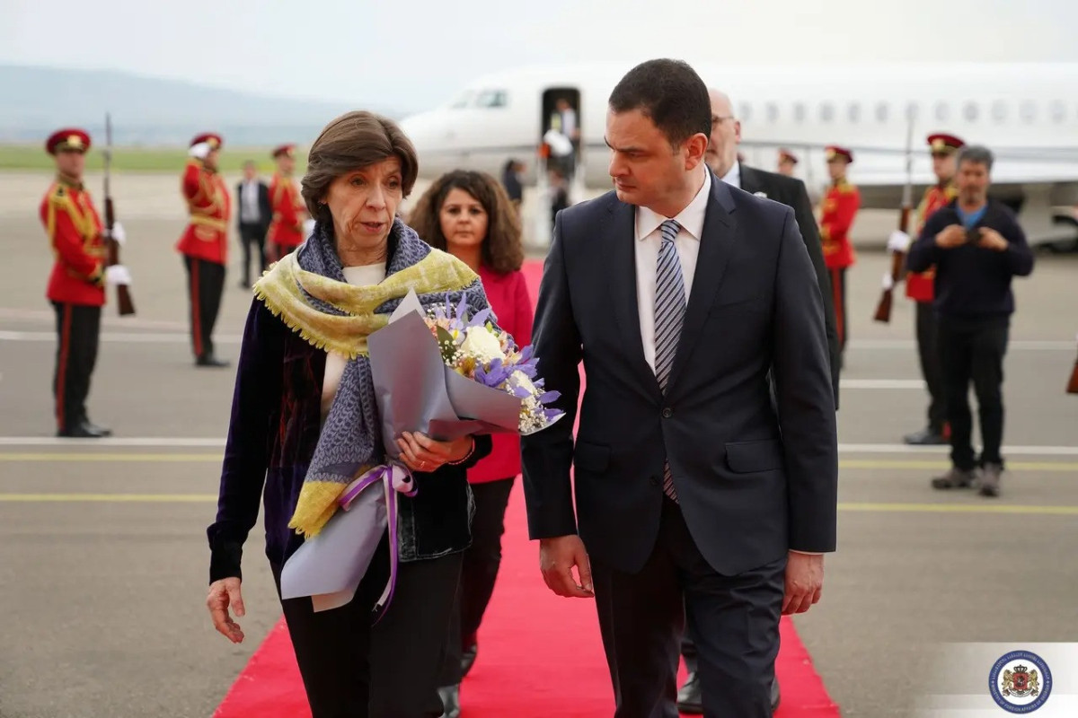 Fransanın XİN rəhbəri Gürcüstana gedib