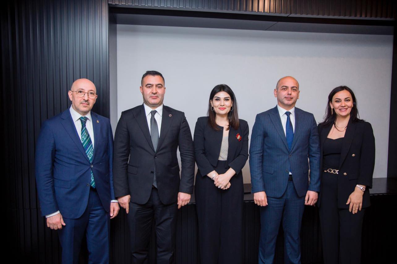 "Heydər Əliyev və onun bizə ərmağan etdiyi bugünkü Azərbaycan”