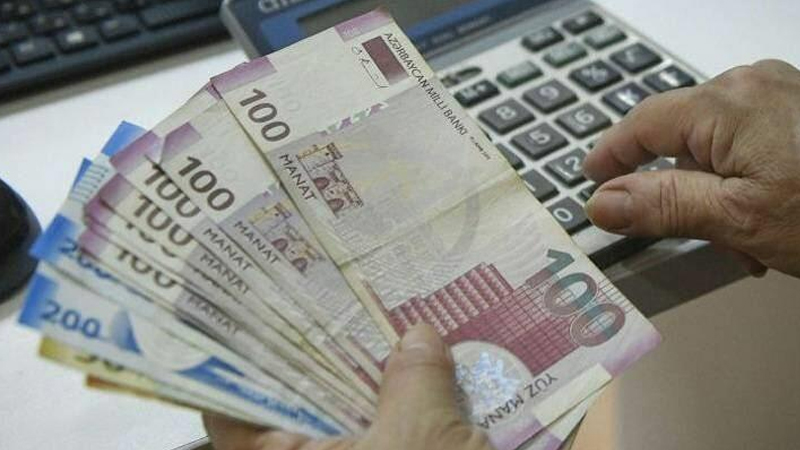 Gömrük Komitəsinin sabiq vəzifəli şəxsinin rüşvəti necə aldığı məlum oldu