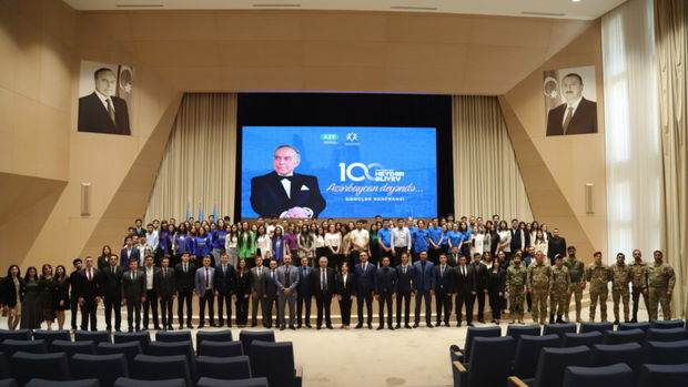 Heydər Əliyevin 100 illik yubileyi münasibəti ilə “Azərbaycan deyəndə…” adlı konfrans keçirildi - FOTO