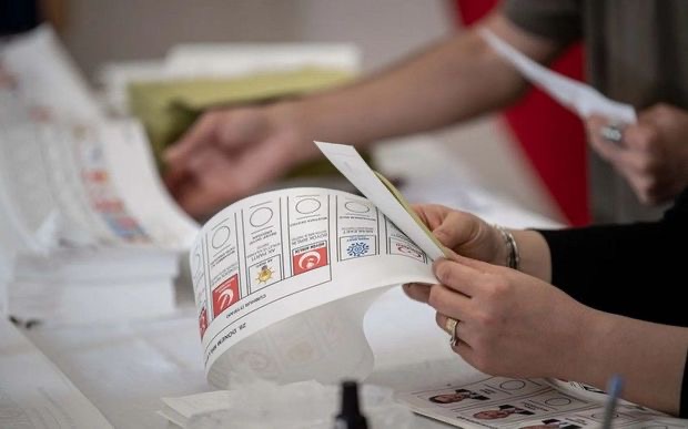 Türkiyədə prezident və parlament seçkiləri ilə əlaqədar səsvermə başlayıb