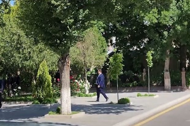 Seymur Talıbov Ali Məclisə gəlib - VİDEO