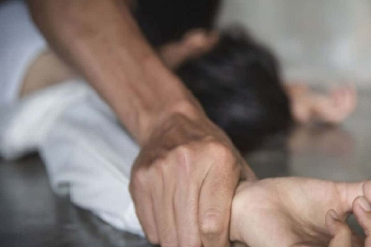 Bakıda DƏHŞƏT: 16 yaşlı qızı kirayə qaldığı evdə zorladılar