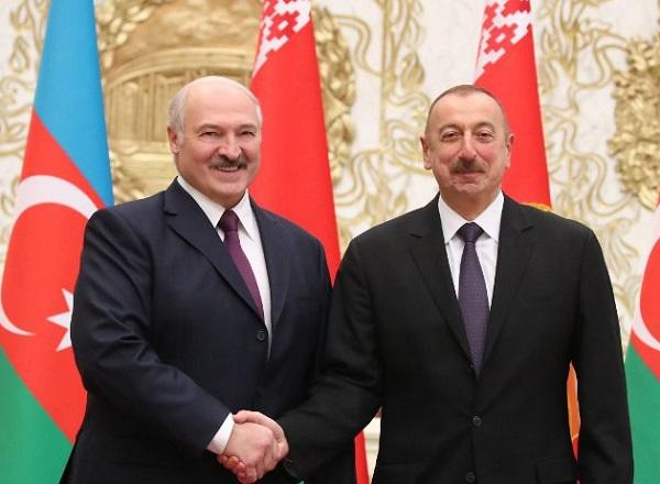 Lukaşenko İlham Əliyevi təbrik etdi