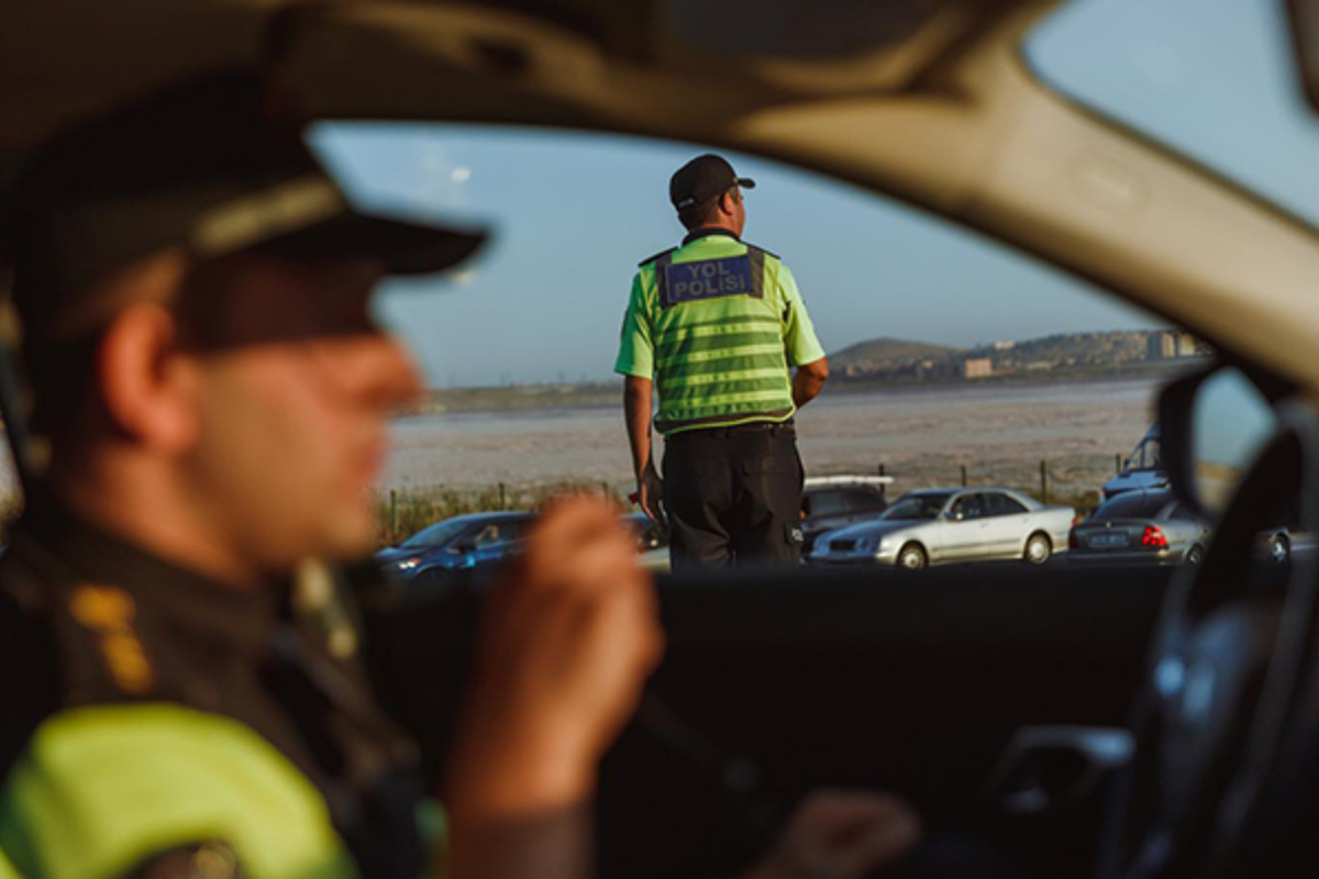 Polisə tabe olmayan sərxoş sürücü saxlanıldı - VİDEO