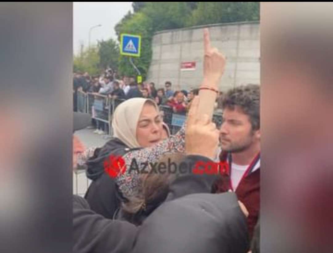 Türkiyəli seçicilərdən fransalı jurnalistlərə layiqli cavab: "Hədiyyə buradadır" - VİDEO