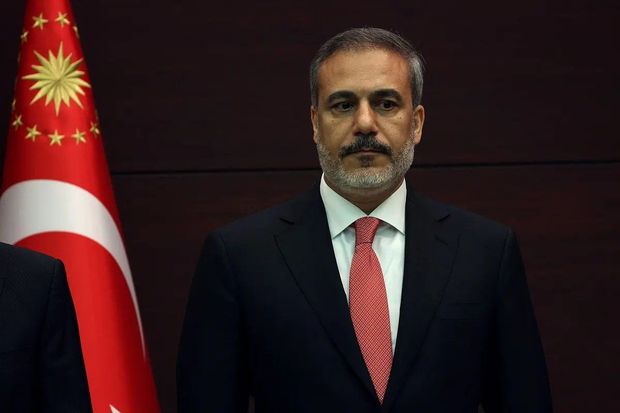 Türkiyənin yeni xarici işlər naziri Ukraynaya səfərə dəvət edildi