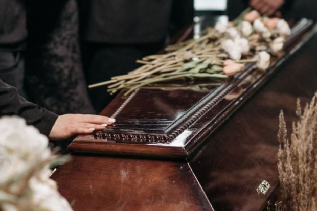 Maraqlı hadisə: qadın tabutda dirildi