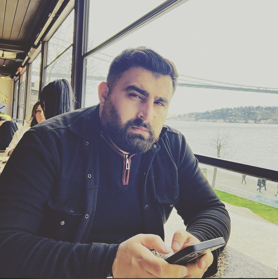 Tanınmış bloger Səfər Eyvazov saxlanıldı