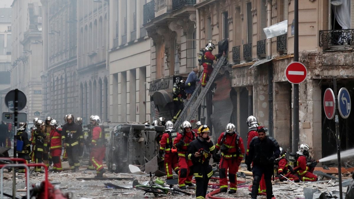Parisin mərkəzində şiddətli partlayış oldu