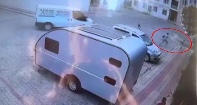 7 yaşlı uşaq 5 yaşlı qardaşını öldürdü