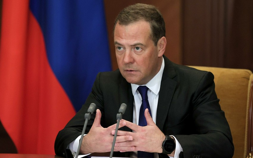Medvedev: “Rusiya üsyanın dövlət çevrilişinə və qlobal böhrana çatmasına imkan verməyəcək”