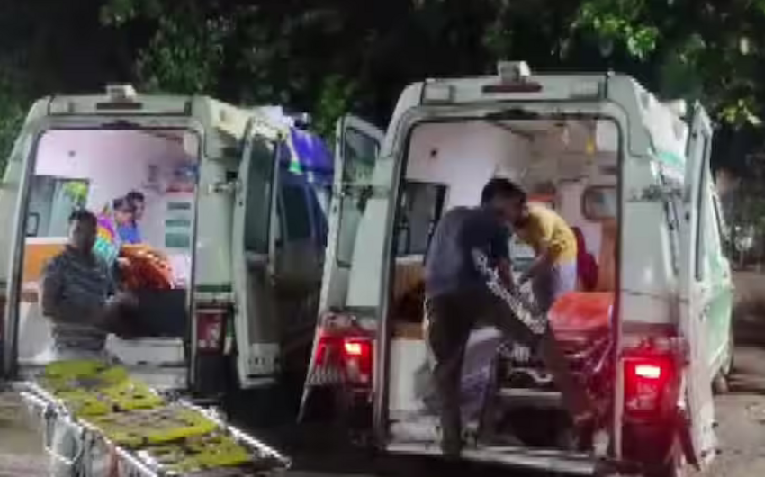 Hindistanda avtobusların toqquşması nəticəsində 12 nəfər öldü