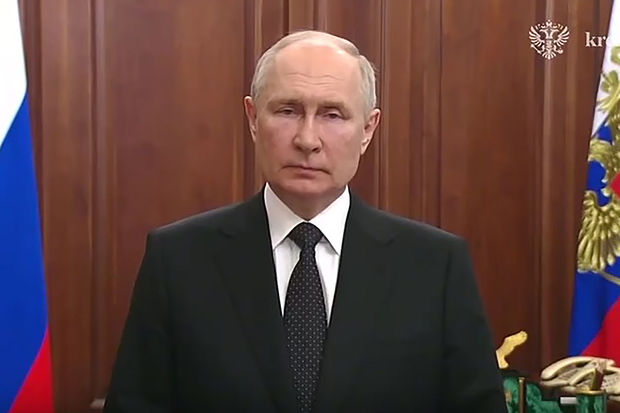 Putin “Vaqner” döyüşçüləri qarşısında iki seçim qoydu