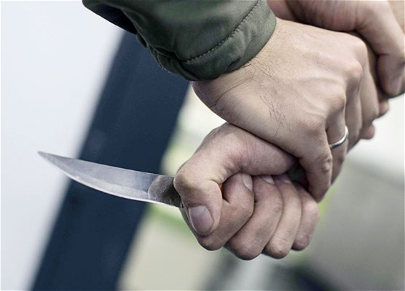 Azərbaycanda əkiz qardaşlar mülk üstündə dava etdi - Biri digərinin başını kəsdi