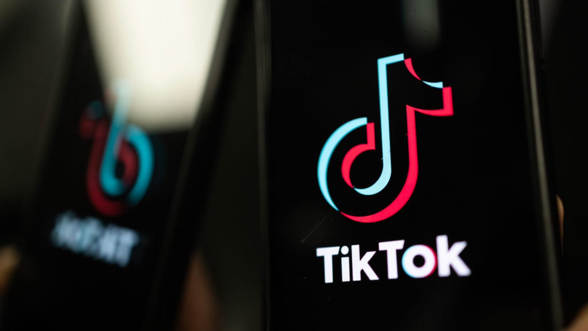 TikTok-da ölümlə nəticələnən trend xəbərləri ilə bağlı - AÇIQLAMA
