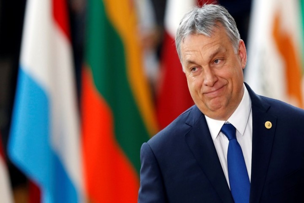 Orban: Qərb Ukraynada müharibəni davam etdirmək istəyir