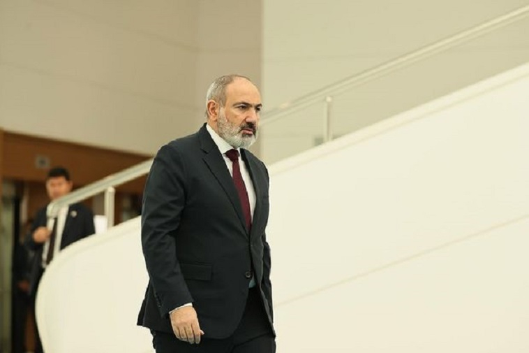 Paşinyan Brüsselə getdi