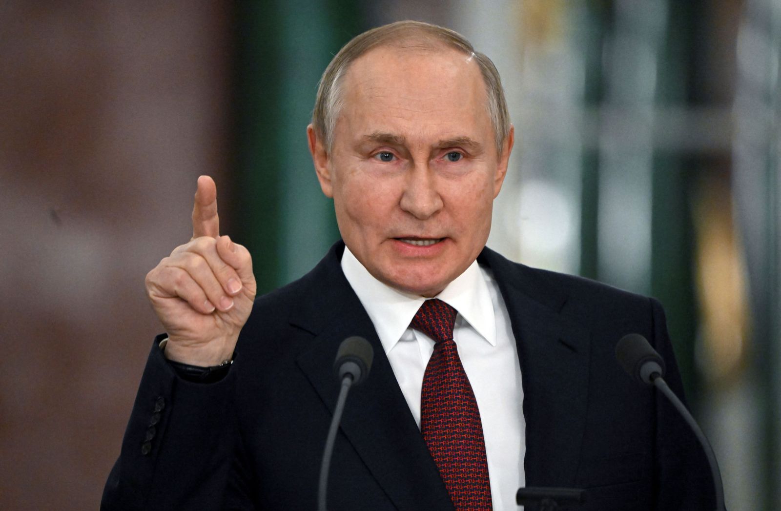 Rusiya və Ukrayna arasında növbəti gərginlik: Putin xəbərdarlıq etdi
