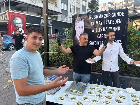 Türkiyədə kondisioneri ixtira edən şəxsin adına ehsan paylanıldı - FOTO+VİDEO