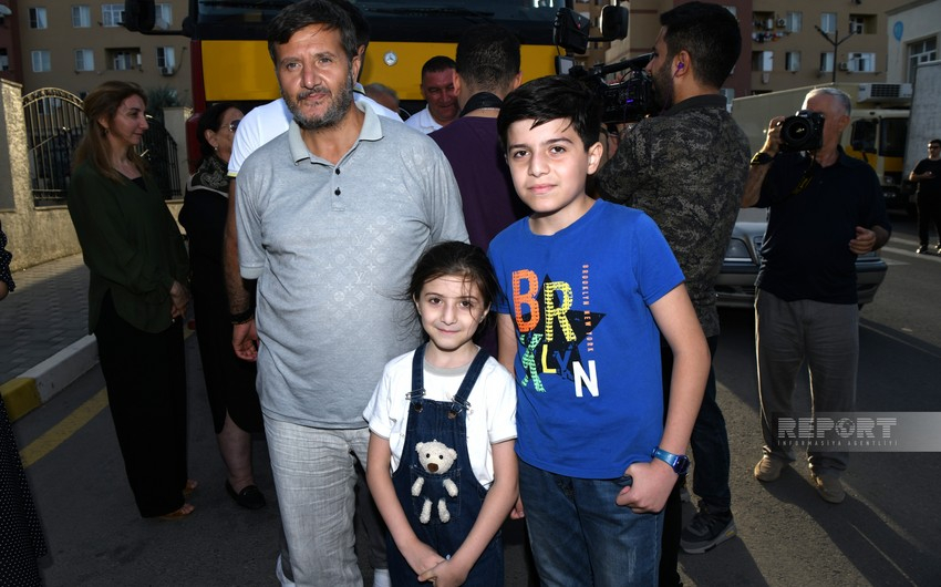 Bu gün iyirmi iki ailə Laçına yola salındı - FOTO