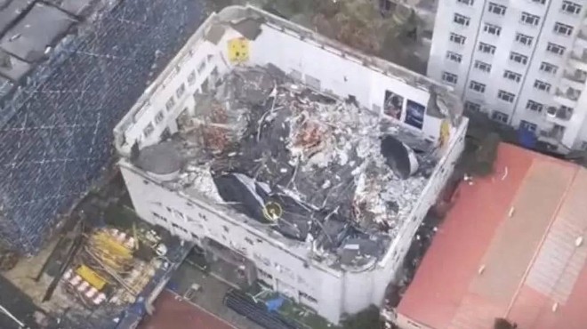 İdman zalının damı uçdu, 11 nəfər öldü