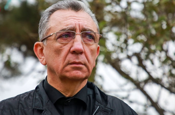 Eldar Əzizov yanğın yerinə gəlib