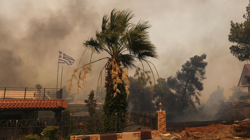 Yunanıstanda meşə yanğınları səngimək bilmir: Rodos bir həftədir durmadan yanır