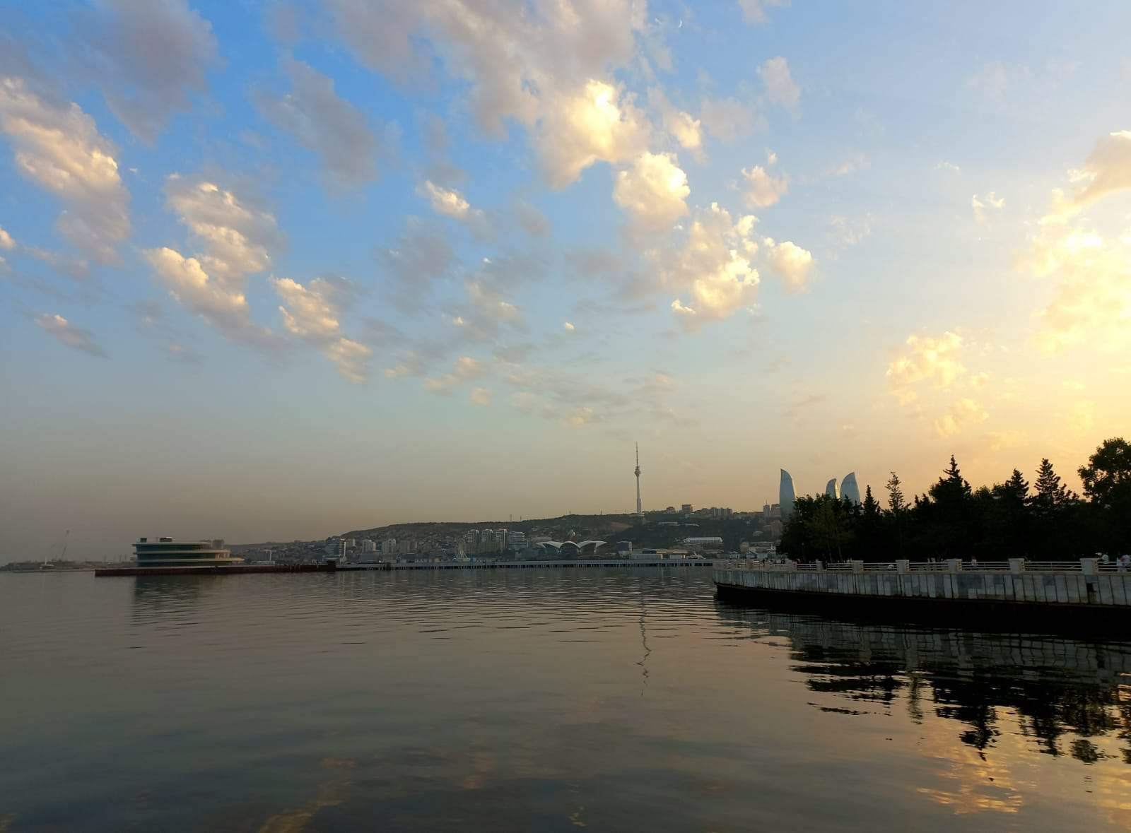Yağış, şimşək, külək - Sabahın hava proqnozu