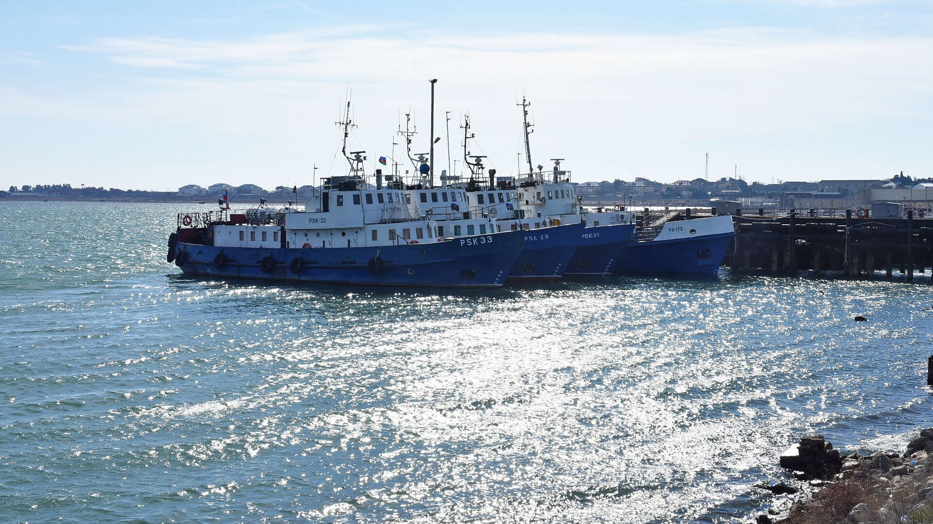 Xəzərdə üzən gəmilərə xəbərdarlıq - Dalğanın hündürlüyü 5,5 m-ə çatacaq