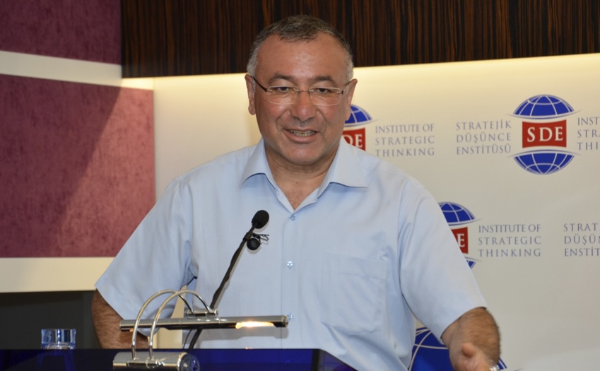 Türkiyəli hərbi ekspert: “Azərbaycan FETÖ təhlükəsinə qarşı ən qətiyyətli mübarizə aparan ölkələrdəndir”