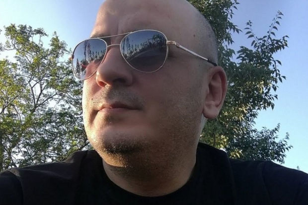 Erməni bloger: “Kaş türk olaydım, artıq xalqımı bürümüş dəliliyə baxa bilmirəm”