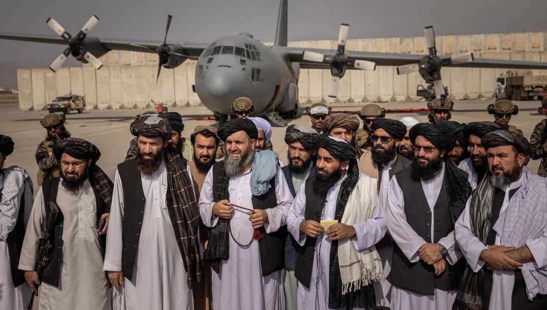 ABŞ və “Taliban” nümayəndələri görüdü