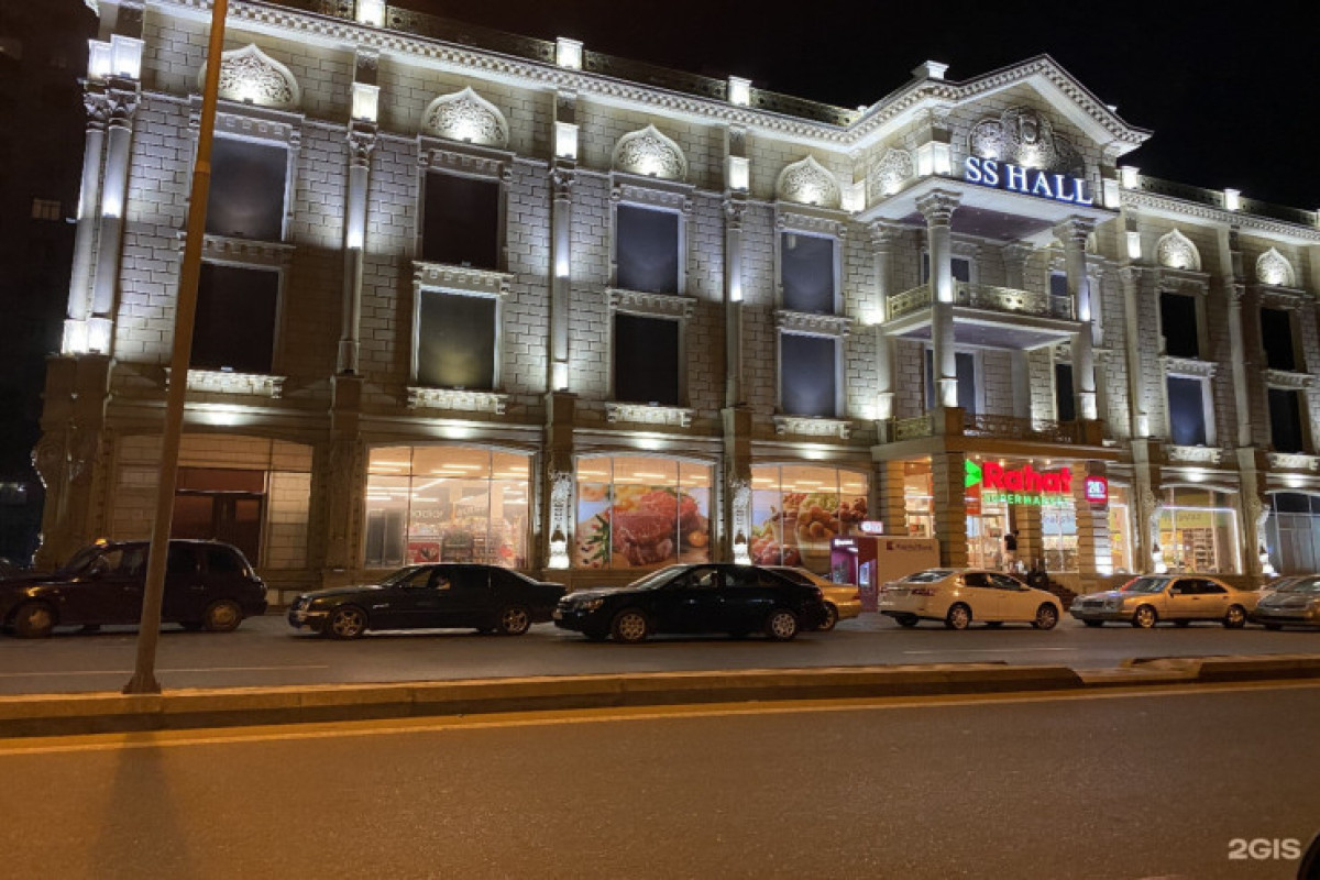 Bakıda restoranda təmir işləri aparan usta hündürlükdən yıxıldı